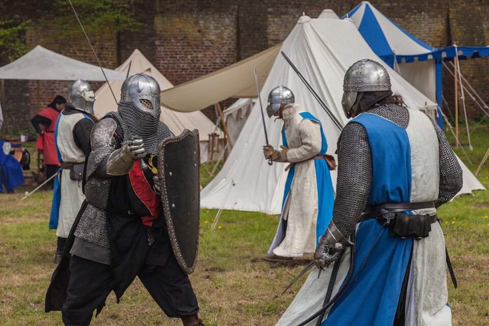 two knights training dueling